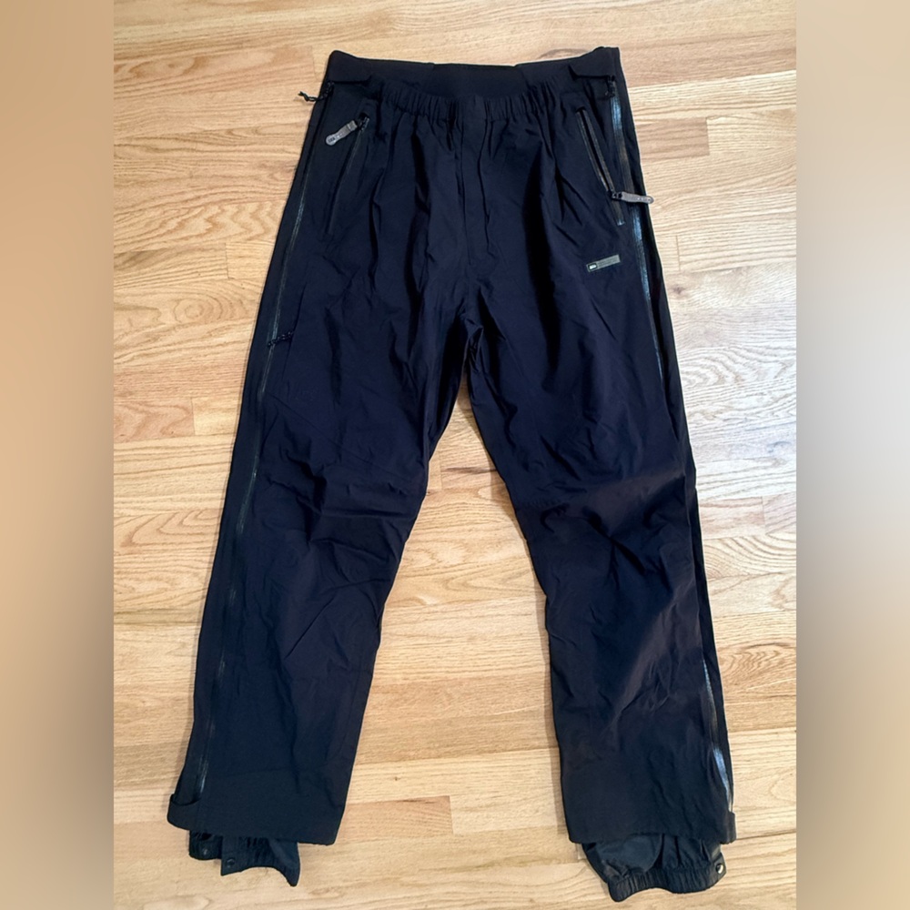 Men's REI Black Rain Gear Hiking Pants size XL EUC